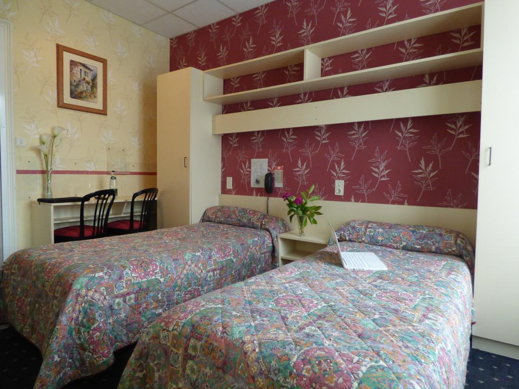 Hotel Saint Jean Вал-ле-Бан Екстериор снимка