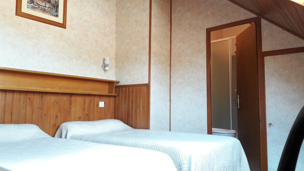 Hotel Saint Jean Вал-ле-Бан Стая снимка